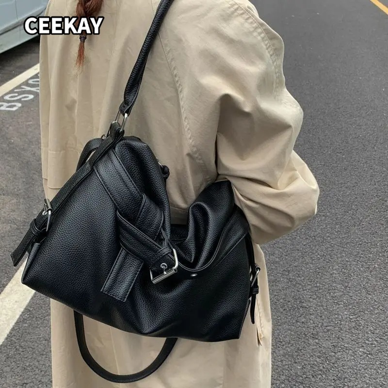 Women'S Young Bags - Y2k กระเป๋าโท้ทสีดำขนาดใหญ่สไตล์ลำลองสำหรับเดินทาง กระเป๋ามอเตอร์ไซค์ กระเป๋าสะพายข้างใต้แขน สำหรับชายและหญิงวัยรุ่น กระเป๋าถือ
