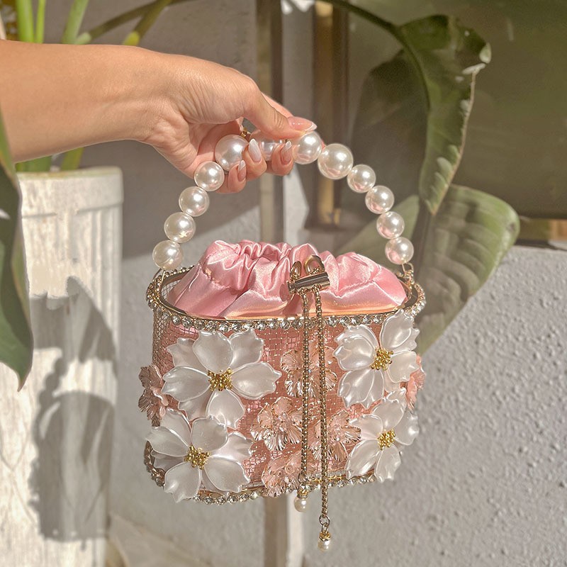 กระเป๋าถือโลหะแบบโปร่งลายดอกไม - Clutch Bag Evening บทวิจารณ์และราคา